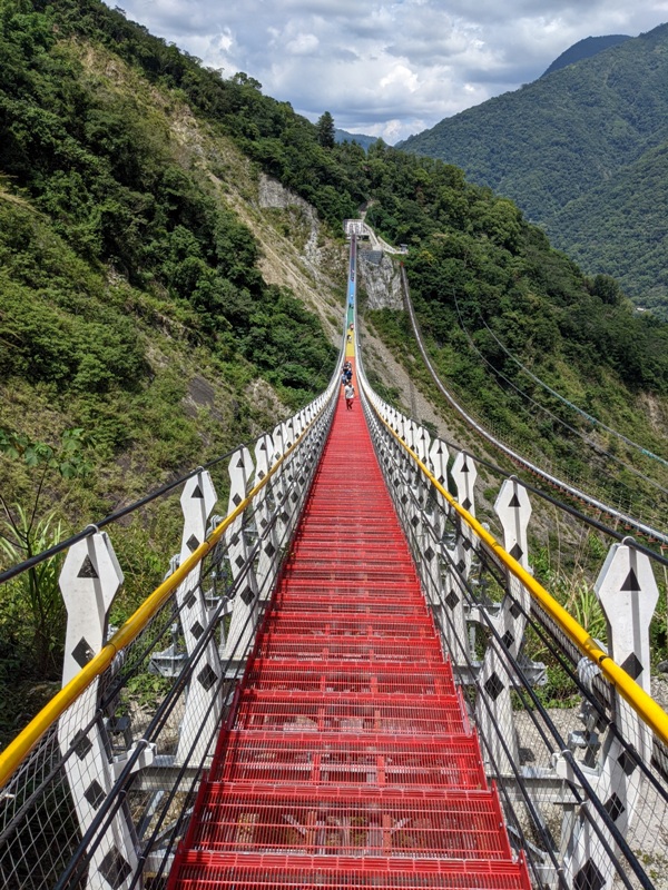 rainbowwaterfall22 信義-沉潛深山的彩色巨龍 雙龍瀑布/七彩吊橋