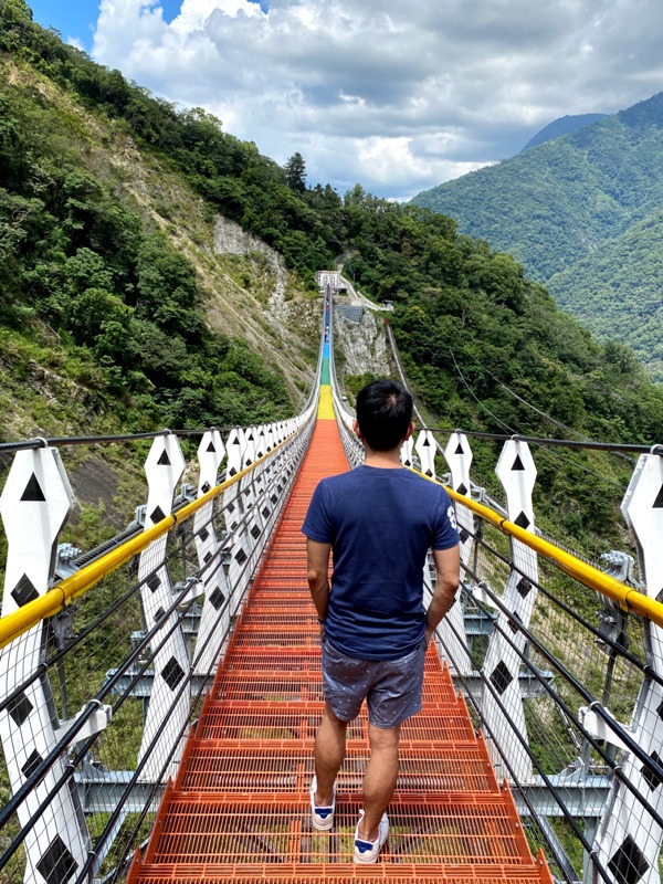 信義-沉潛深山的彩色巨龍 雙龍瀑布/七彩吊橋