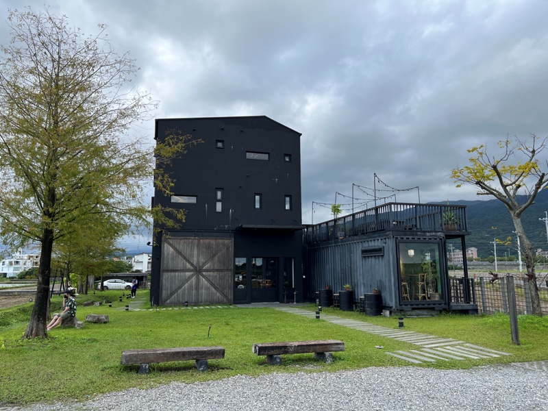 blackhouse03 頭城-黑宅咖啡 稻田景觀景觀咖啡 網紅店