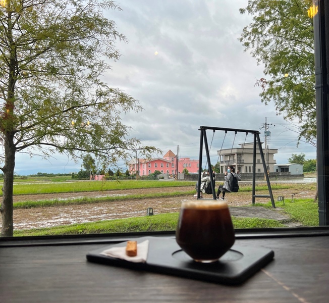 blackhouse24 頭城-黑宅咖啡 稻田景觀景觀咖啡 網紅店