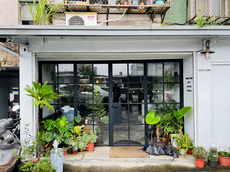 routine04 南港-Routine Coffee韓系清新網美空間