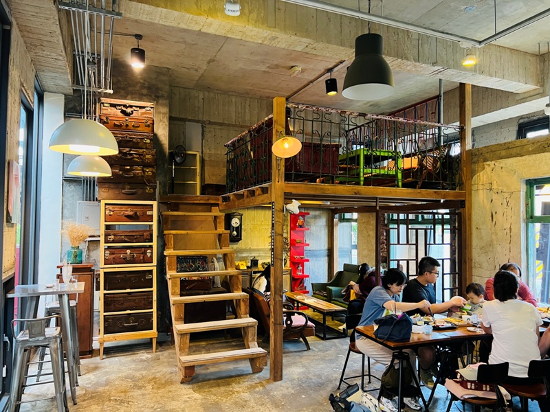 oldandcrazy19 竹東-舊事生活 台鐵宿舍改建 廢棄園區好拍