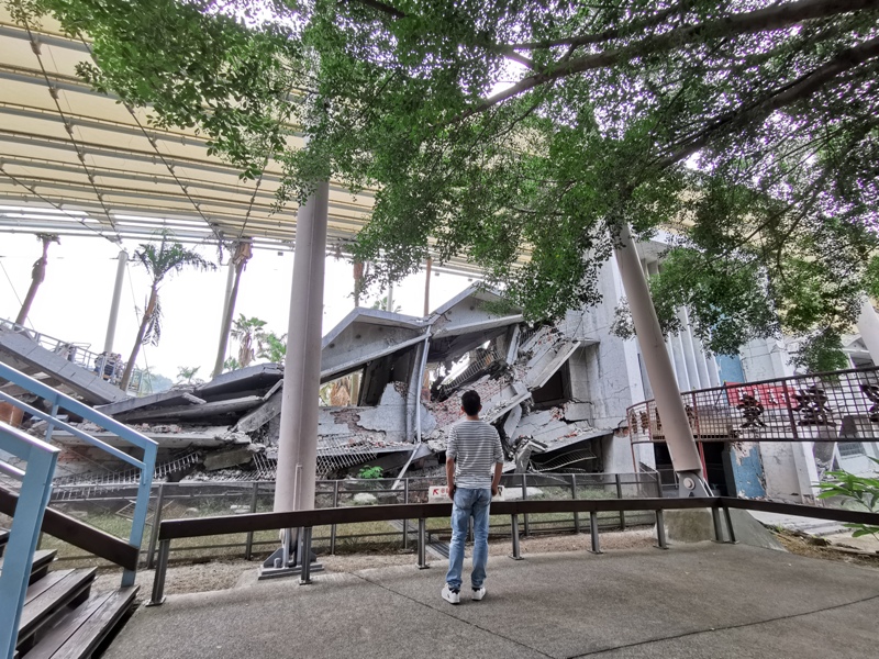 earthquakee12 霧峰-921地震教育園區 最搖晃帶點震撼的博物館