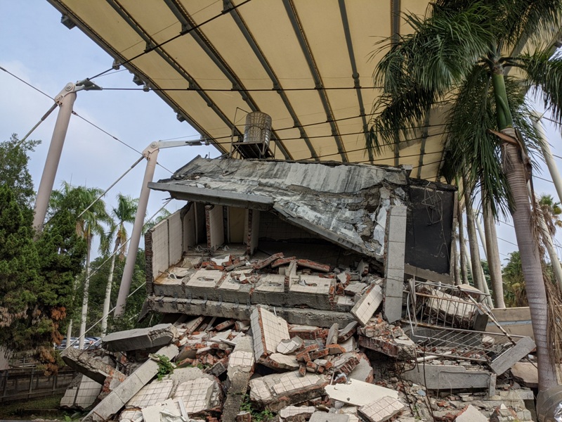 earthquakee15 霧峰-921地震教育園區 最搖晃帶點震撼的博物館