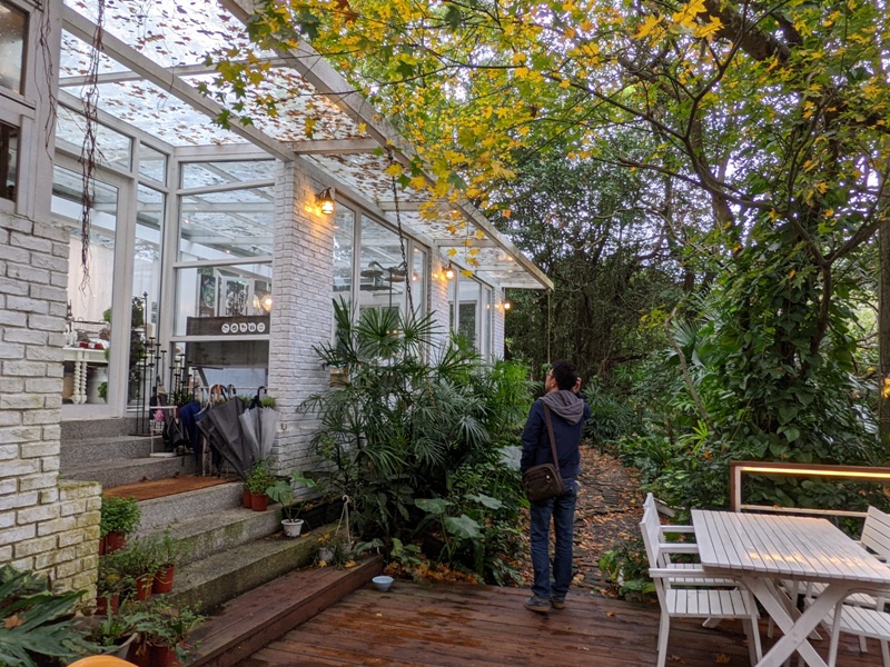 士林-陽明山秘境處處 好美的白色玻璃屋 好樣秘境VVG Hideaway