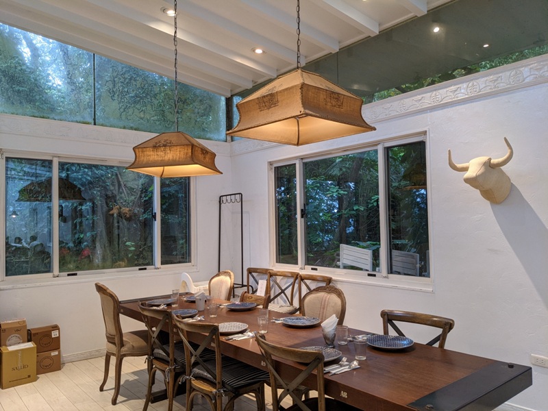 vvghideaway22 士林-陽明山秘境處處 好美的白色玻璃屋 好樣秘境VVG Hideaway