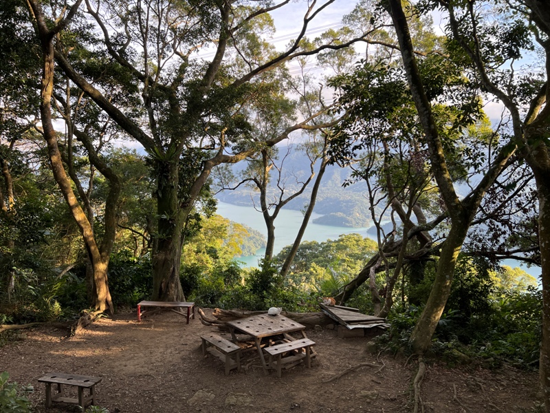 xichou39 大溪-溪州山 登小百岳眺望石門水庫景緻