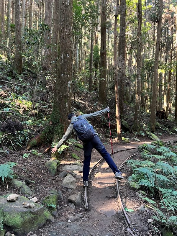 jialimt17-rotated 南庄-苗栗國第一高峰 小百岳加里山 拉繩攀岩直上頂峰