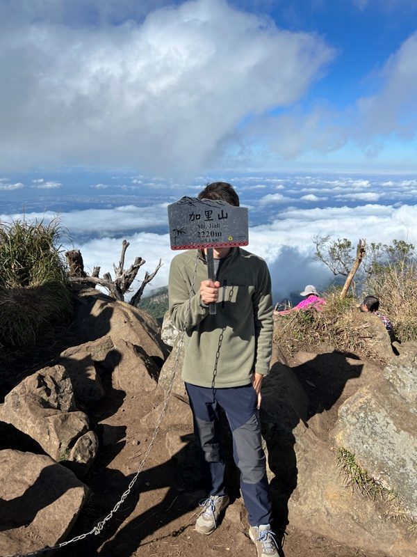 jialimt48-rotated 南庄-苗栗國第一高峰 小百岳加里山 拉繩攀岩直上頂峰