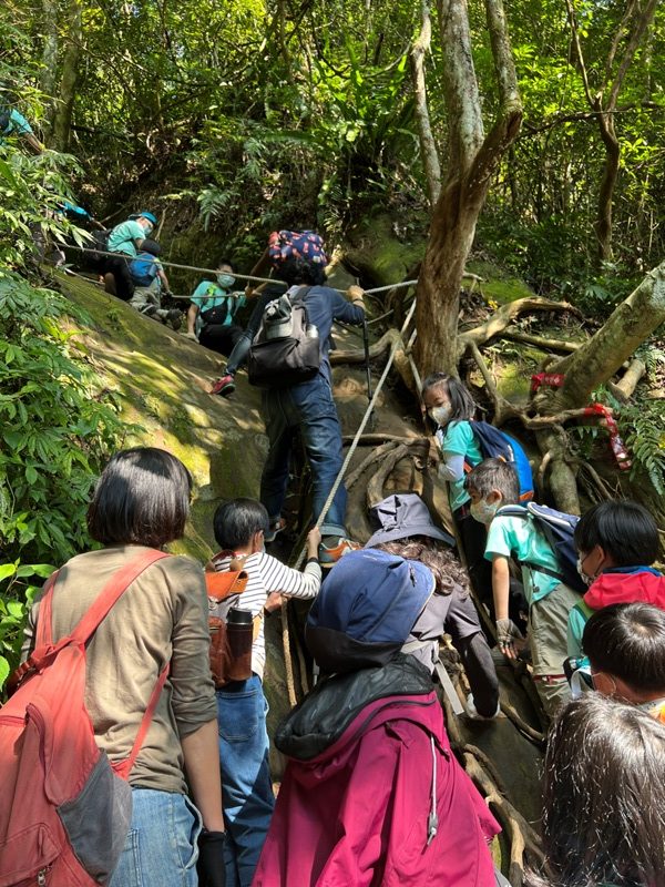 stoneoxmt21-rotated 關西-石牛山 景觀好路線多變有趣的小百岳