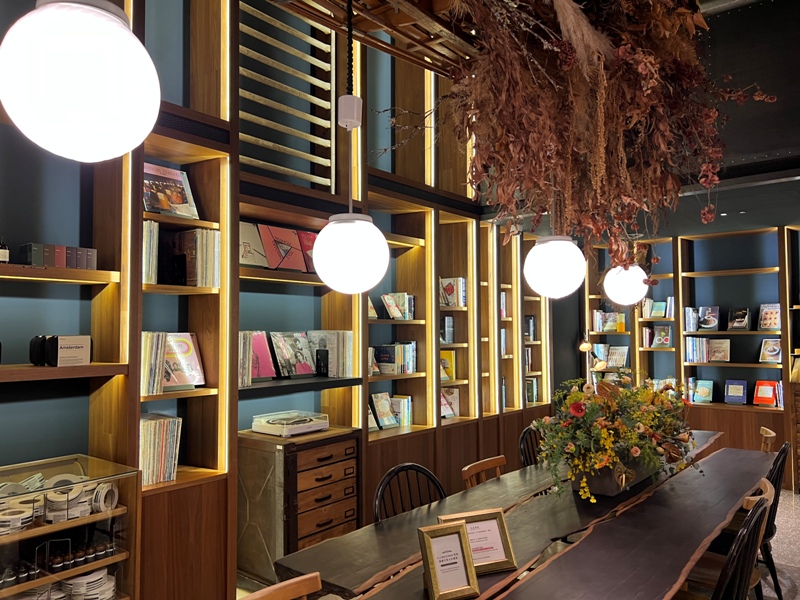 UIJ27146111 台南中西區-友愛街旅館UIJ 設計旅店用心經營看得見