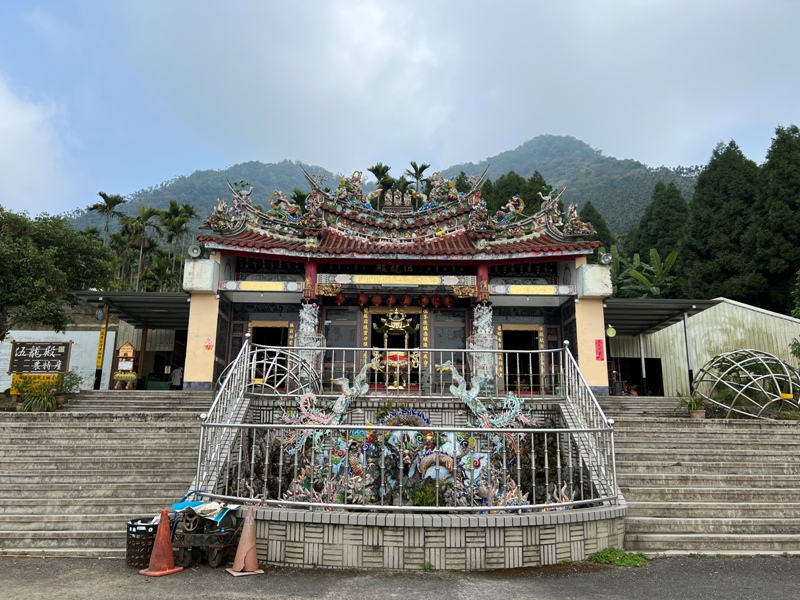 huntingeagle000001157 楠西-梅嶺風景區 梅峰古道+稜線步道+伍龍步道 獵鷹尖一線天景觀讚