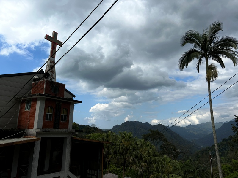 matai40 尖石-馬胎古道 林間鬱鬱蒼蒼 沿著油羅溪慢慢走的清爽