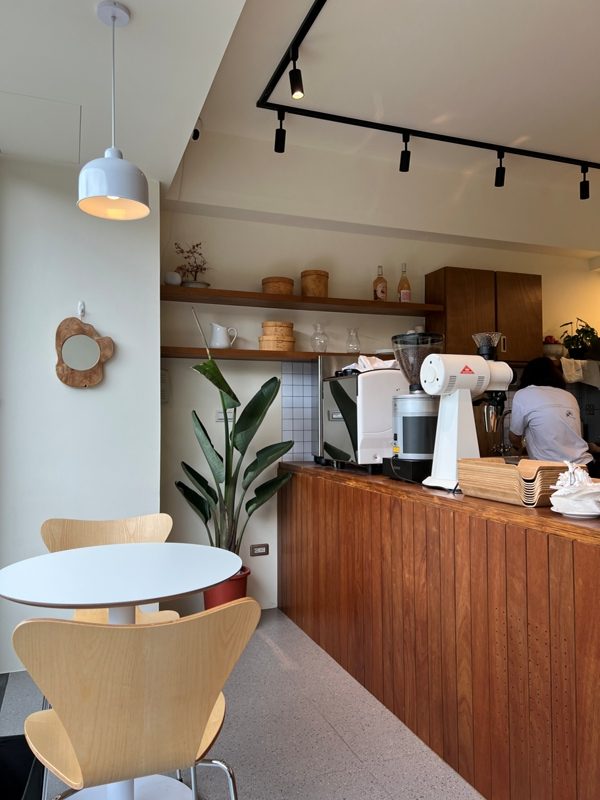 basementcafe07-rotated 新竹北區-Basement Cafe甜點麵包輕輕鬆鬆早午餐