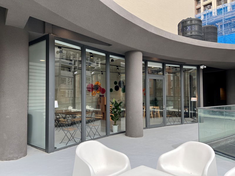 goartcoffee12 竹北-Go Art Coffee 水泥叢林中的設計感 平價享受一杯飲料