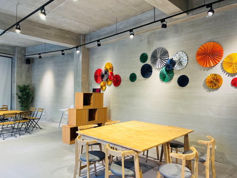 goartcoffee13 竹北-Go Art Coffee 水泥叢林中的設計感 平價享受一杯飲料