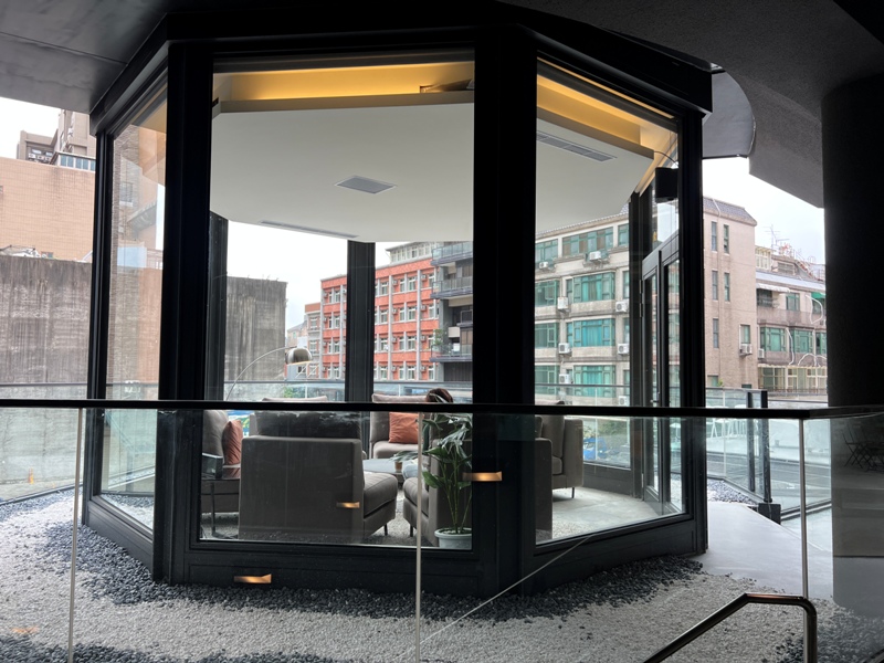 goartcoffee16 竹北-Go Art Coffee 水泥叢林中的設計感 平價享受一杯飲料