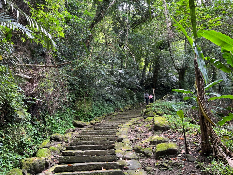 lionheadmt01115 南庄-獅頭山 廟宇古剎 古木石壁 愜意輕鬆