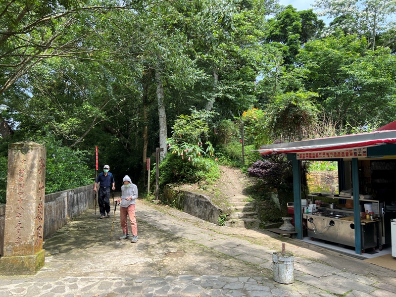 lionheadmt01126 南庄-獅頭山 廟宇古剎 古木石壁 愜意輕鬆