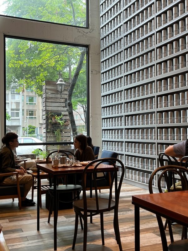 workshop07-rotated 台中西區-Workshop Tea Room & Foods賣茶的也很時尚
