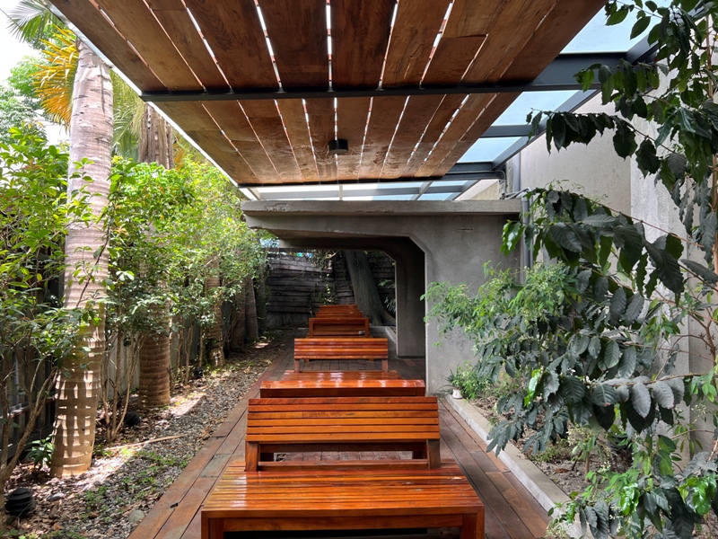 communitycafe24 台東-墾墨咖啡 靜靜享受老倉庫的空間