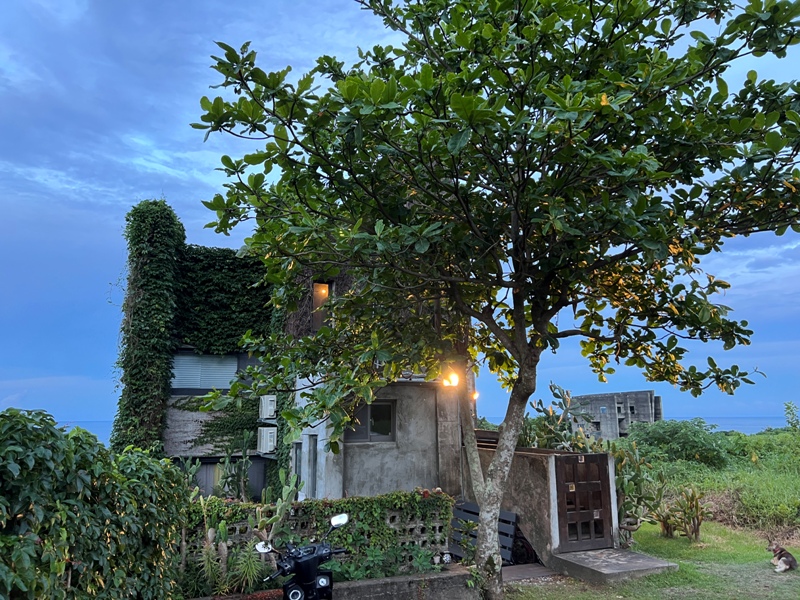 desertstyle01 豐濱-沙漠風情 內外皆美 如藝術品在石梯坪的存在