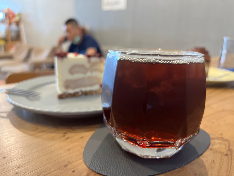 mesecoffee11-1 台東-草月咖啡館 一杯冰咖啡躲豔陽 店貓太可愛