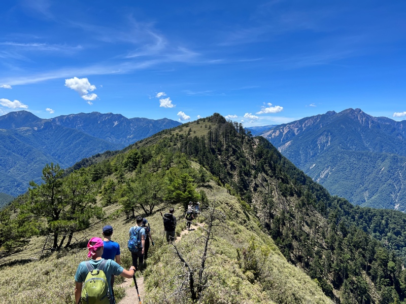 mountguntai32010115 信義-郡大山 坐車比爬山累...豔陽天出大景