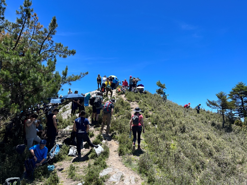 mountguntai32010123 信義-郡大山 坐車比爬山累...豔陽天出大景