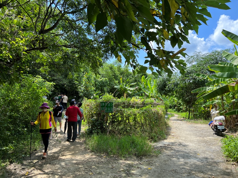 sandingg05 太平-三汀山/咬人狗坑步道 視野遼闊看盡台中城市景觀