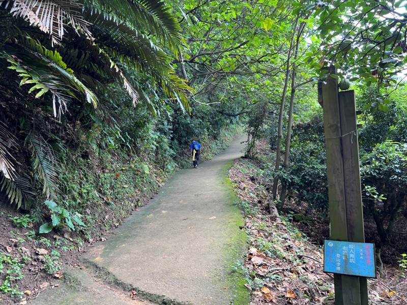 sandingg10 太平-三汀山/咬人狗坑步道 視野遼闊看盡台中城市景觀