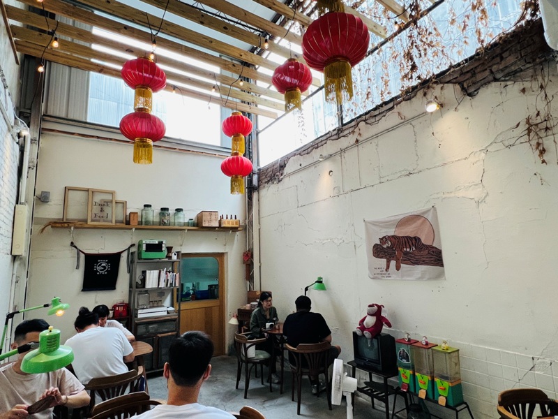 tigerbean09 虎尾-虎日咖啡 福虎生風 老宅吹冷氣看羽球