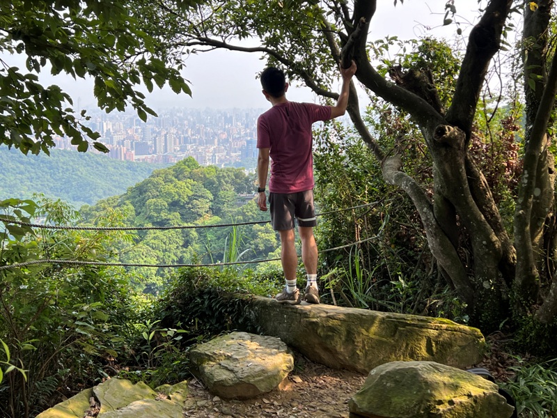 hongludi01116 中和-南勢角山(烘爐地) 土地公公保佑你的簡單小百岳