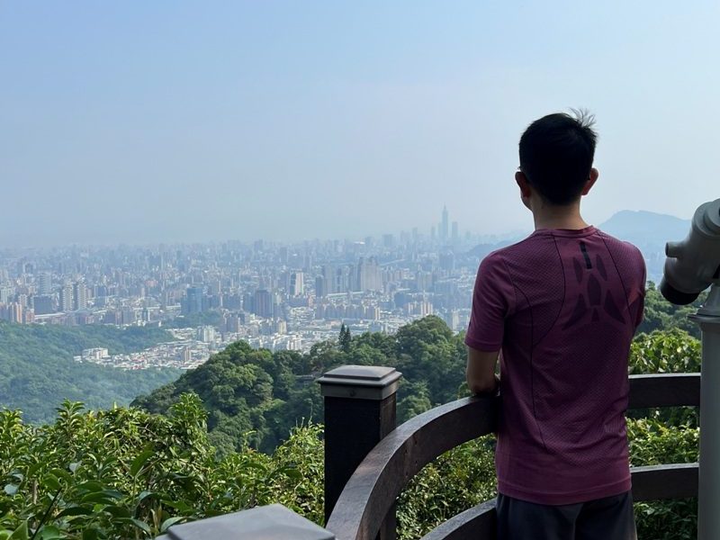 hongludi01121-rotated-e1663590933343 中和-南勢角山(烘爐地) 土地公公保佑你的簡單小百岳