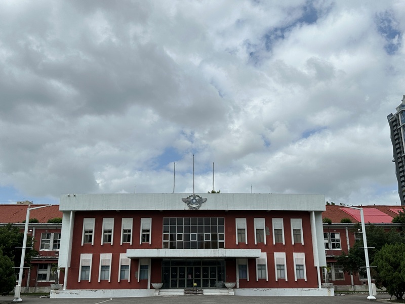 versebarcafe04 大安-Verse Bar & Cafe舊空總 實驗廣場中的藝文咖啡館