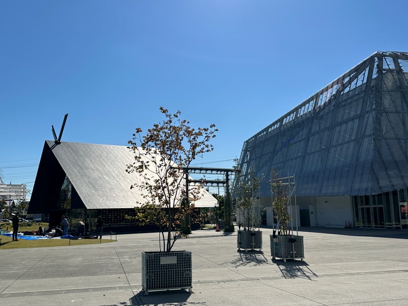 kadokawamusashino02 Saitama-角川武藏野博物館 隈研吾石石堆疊的巨石建築