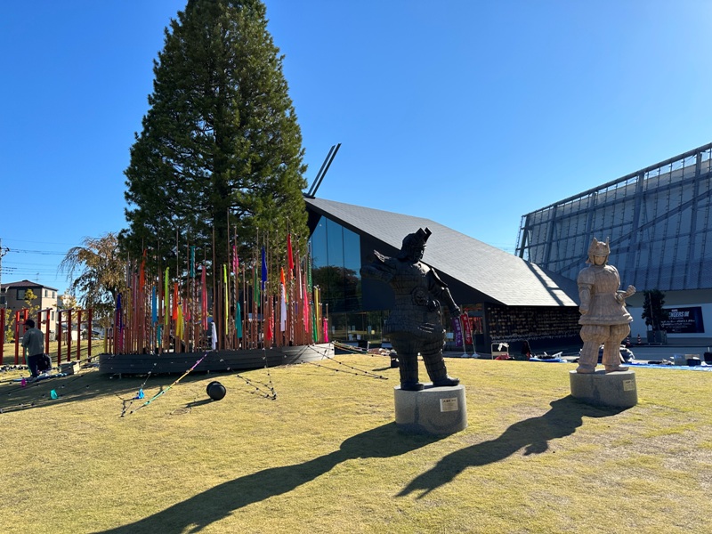 kadokawamusashino03 Saitama-角川武藏野博物館 隈研吾石石堆疊的巨石建築