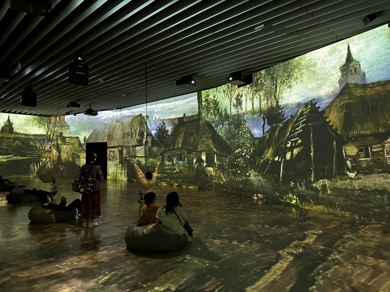 kadokawamusashino33 Saitama-角川武藏野博物館 隈研吾石石堆疊的巨石建築