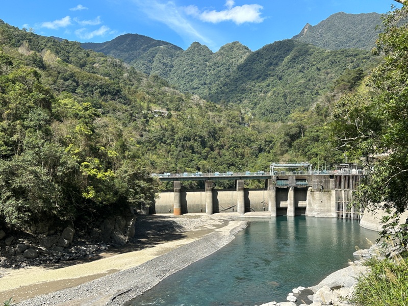 Neidong06 烏來-內洞森林遊樂區 O型步道觀瀑布賞山色溪景