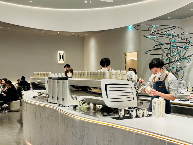 curistacoffee14 信義-Curista Coffee純白簡約設計美咖啡香