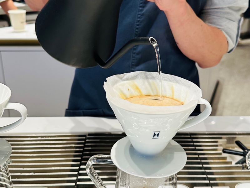 curistacoffee17 信義-Curista Coffee純白簡約設計美咖啡香