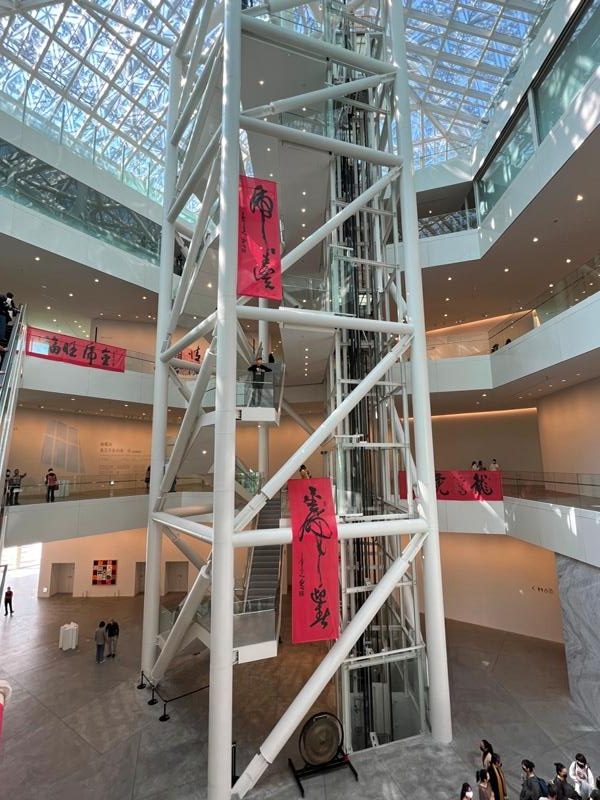 tainanmuseum420111-rotated 台南中西區-台南美術館 古城的摩登建築 最網美的景點