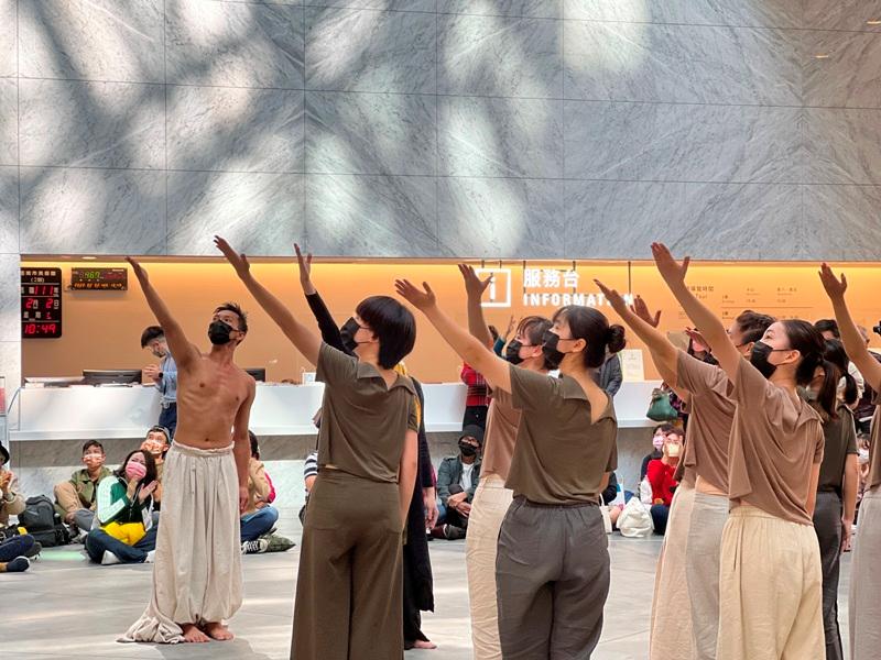 tainanmuseum420114 台南中西區-台南美術館 古城的摩登建築 最網美的景點