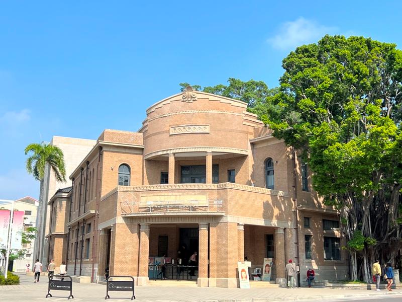 tainanmuseum420139 台南中西區-台南美術館 古城的摩登建築 最網美的景點