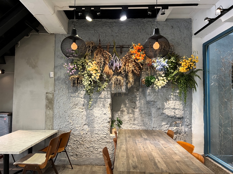 wudao06 台南中西區-熨斗目花珈琲 綠意老宅風