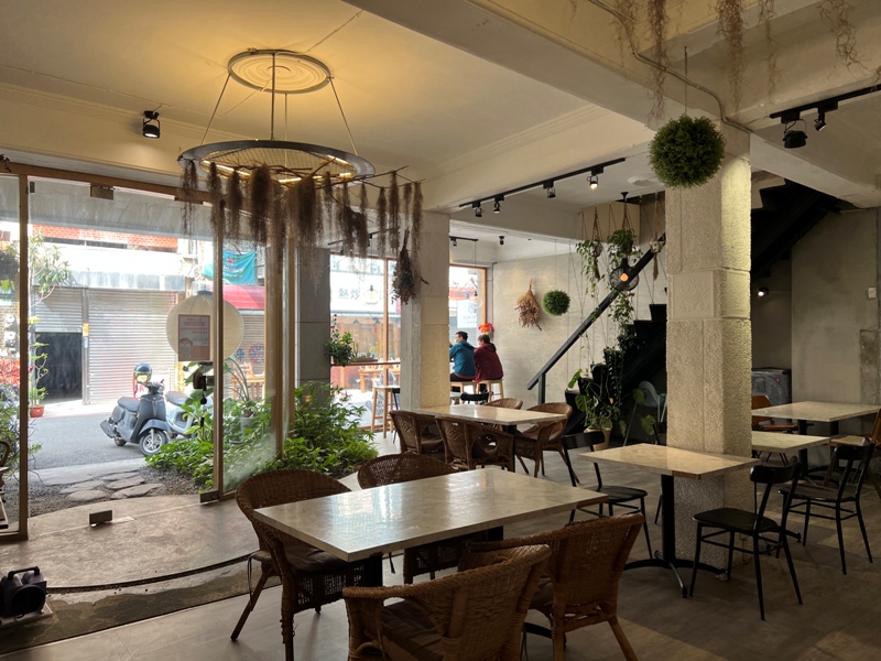 wudao08 台南中西區-熨斗目花珈琲 綠意老宅風