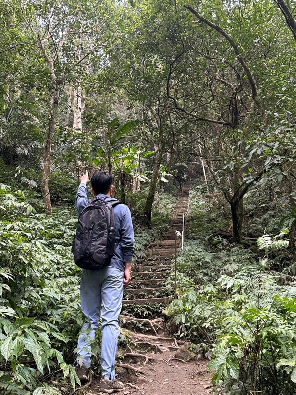 fivefingers17-rotated 五峰-五指山 美哉五指連峰