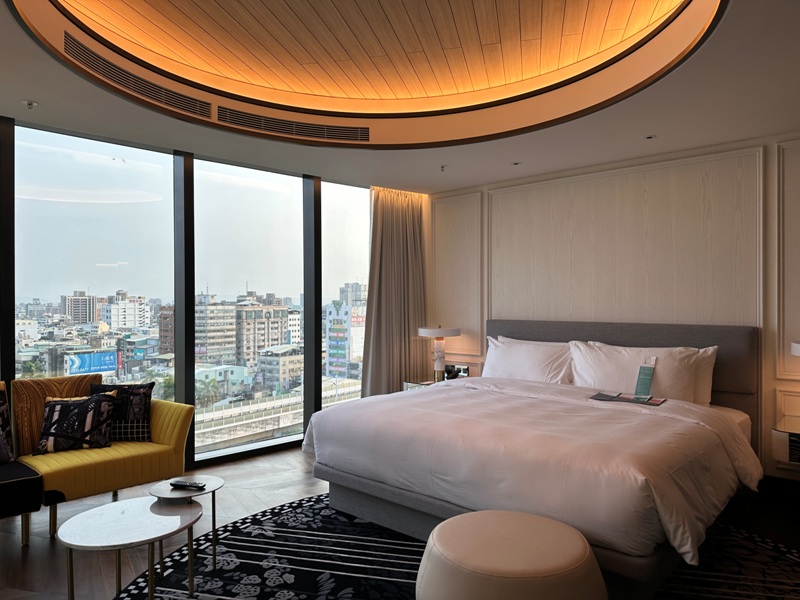 lemeridientaichung16 台中中區-李方艾美 現代摩登 台中車站新亮點