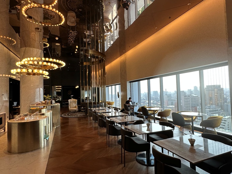 lemeridientaichung44 台中中區-李方艾美 現代摩登 台中車站新亮點