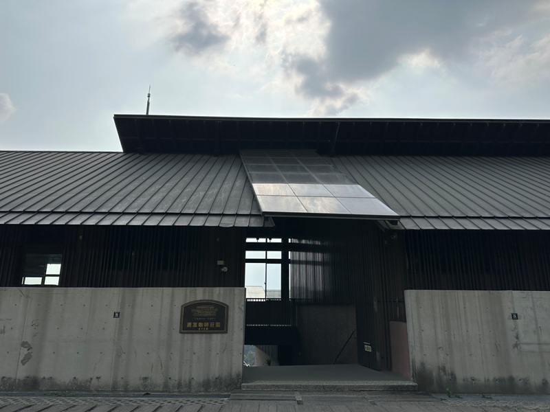 lugaocafe17108 魚池-鹿篙咖啡 茶園配遠山 一杯咖啡度午後